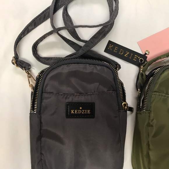 KEDZIE Crosstown
Zipper Bags. 2 for the price of 1 - Picture 2 of 13